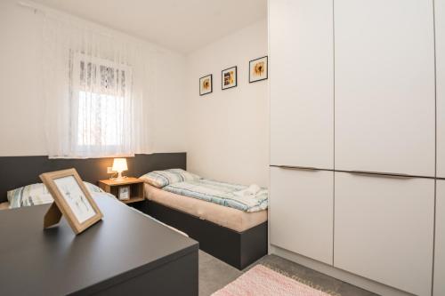 Apartments Nazic - image 11