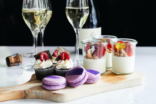 262826706 Kimpton Hotel Vintage Portland by IHG