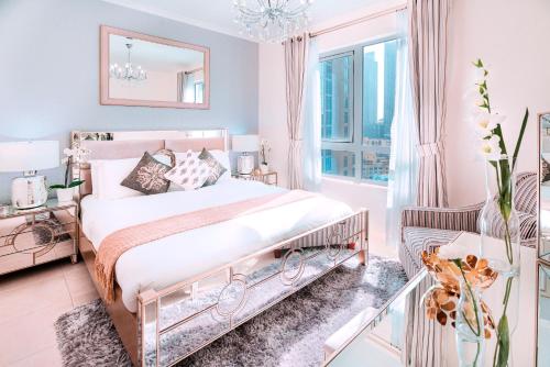 Elite Royal Apartment - Full Burj Khalifa & fountain view - Pearl, Dubaj (fotografie 7)
