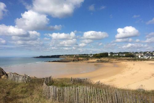 Beach Loft Ar Valum in Quimper City Center