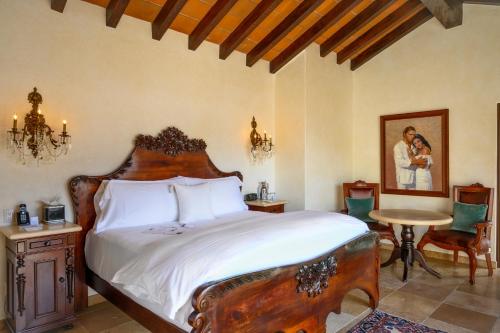 room detail thumbnail 1