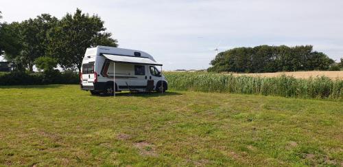 Wohnmobilstellplatz Hemenswarft an der Nordsee - Meerblick 5.1km von Galmsbüll entfernt