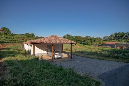Apartment Ana - Karst Cycling Paradise in Dutovlje