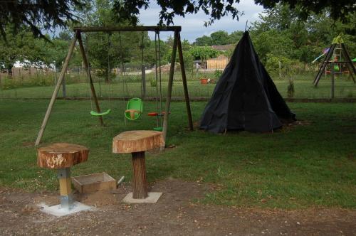 Playground, Gite proche St Emillion in Abzac
