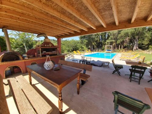 Ilias Apartments - image 4