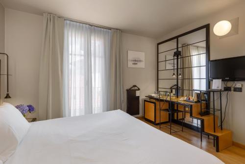 Hotel Ancora - main image