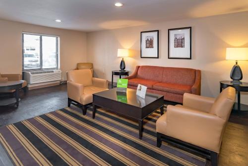 Extended Stay America Suites - Arlington - Six Flags