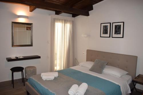 Loggia Traditional Suites 4