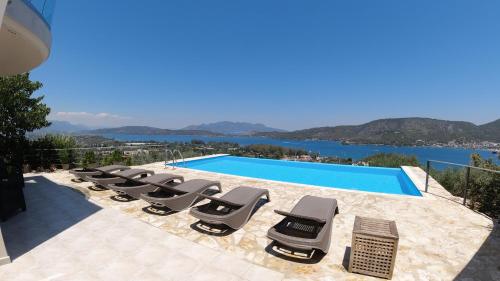 Saronic TopView Villa