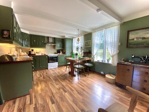 virtuve, Villa Edvin - Slow living in Vevang