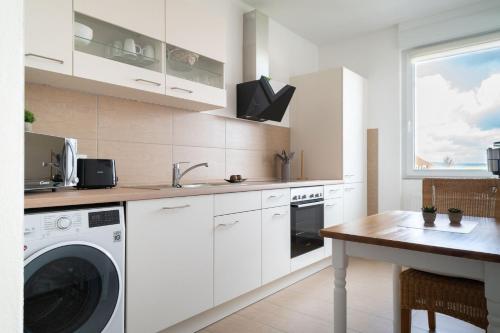 廚房, Beautiful Apartment in town centre (TLA/TDY/TLF) in 蘭茨圖爾