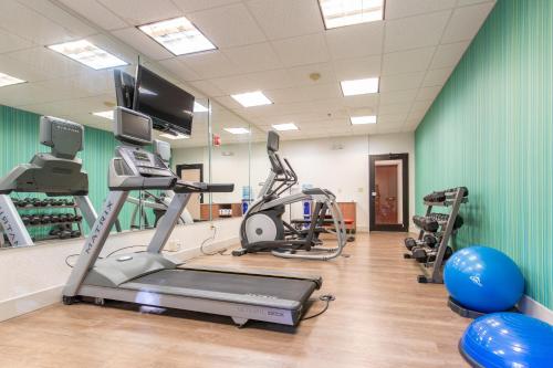 Holiday Inn Express Johnson City an IHG Hotel - image 7