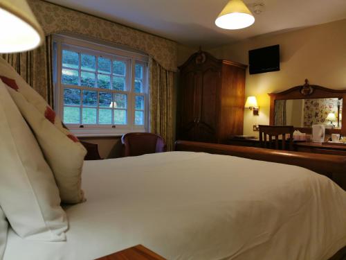 Superior King Room room in Rose in Vale Country House Hotel