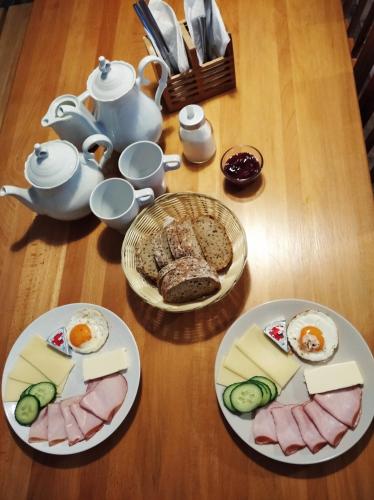 餐飲選擇, Penzion U Lucerny s malou farmičkou (Penzion U Lucerny s malou farmickou) in 基特利察