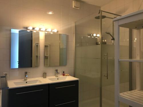 The Boathouse with boat - image 9