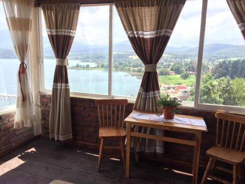 Zirahuen LOS ANGELES in Zirahuen