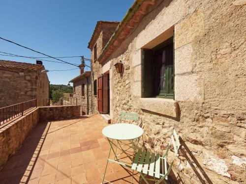  Can Xemeneies in Capmany