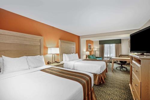 Facilities, La Quinta Inn & Suites by Wyndham Grand Forks in Grand Forks (ND)