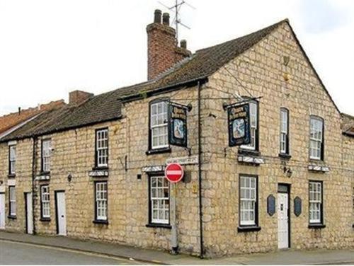 Queen in the West - Accommodation - Lincoln