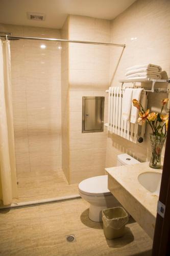 . Venice Hotel