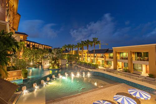 Rawai Palm Beach Resort - SHA Extra Plus - 출입구