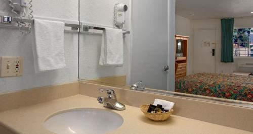 Orange Show Inn in San Bernardino, USA