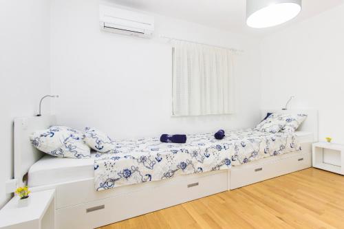 Apartment Royal - image 14