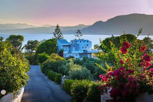  George Beach Studios, Pension in Pefki Rhodes