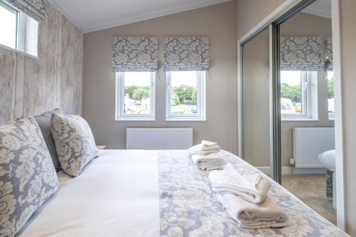 Hunky Dory – Leiston