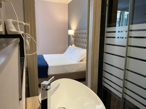 Hotel Genziana - image 4