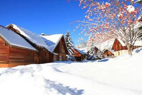 Le Gouroùn Hameau des Chazals Nevache Hautes Alpes