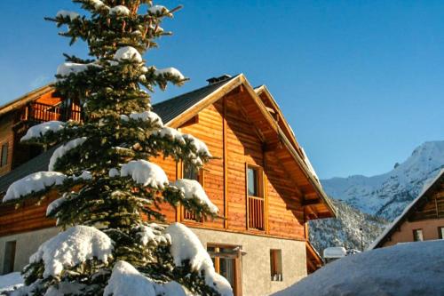 Le Pignotto Hameau des Chazals Nevache Hautes Alpes