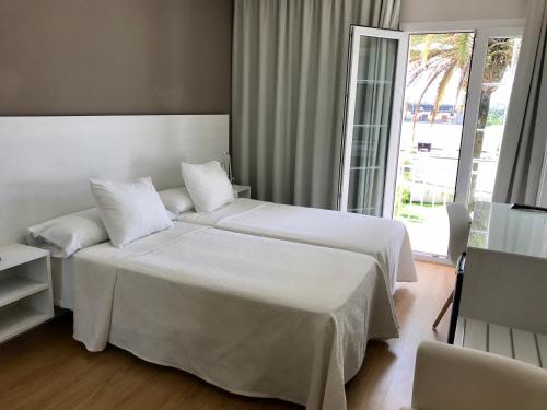 Hotel Nuevo Vichona - image 14