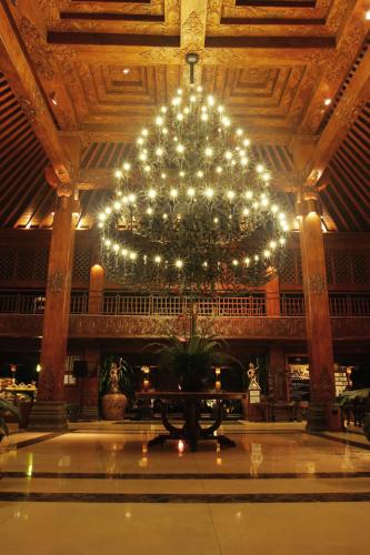 Laras Asri Resort & Spa