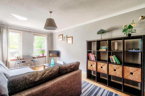 Lovely 1 Br Apartment Close To Town Center!, Edinburgh, Edinburgh and the Lothians