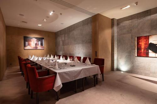 Radisson Collection Grand Place Brussels - image 2
