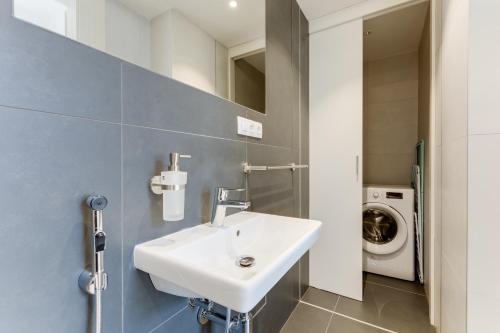 Anděl design duplex, AC, garage, Praha (fotografie 4)
