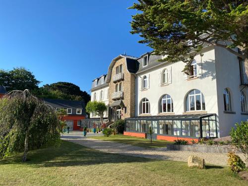 Park Hotel Bellevue - image 8
