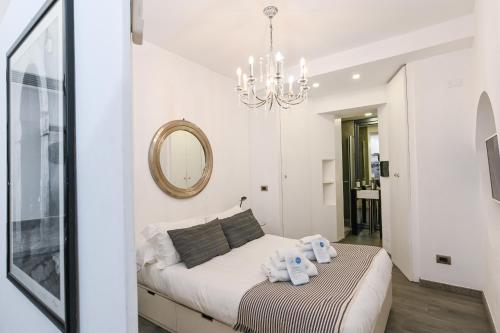 The Essential Trastevere Design Studio - image 7