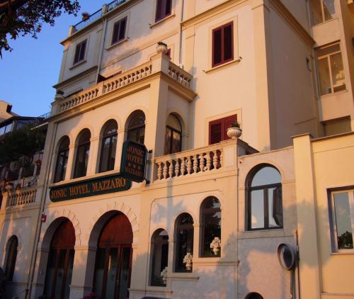 Jonic Hotel Mazzarò - image 2