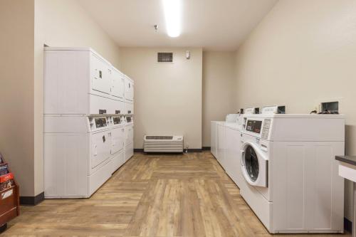 Studio with 2 Double Beds - Non-Smoking