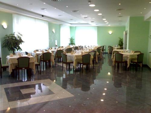 Sea Garden Hotel - 레스토랑