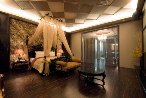 Harport Motel in Niaosong District