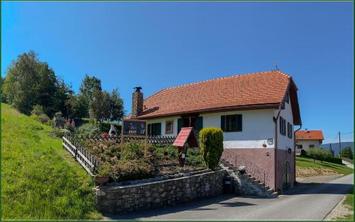 Ferienhaus Mooshöf, Pension in Pöllauberg bei Sankt Lorenzen am Wechsel