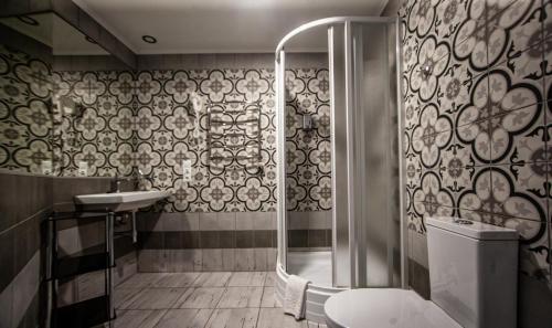 Biplan Hotel - image 5