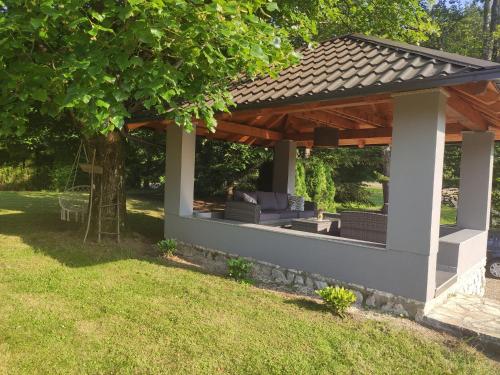 House Biba & Leona in Rastovača
