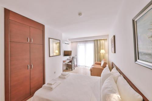 Gardenia Hotel - image 14