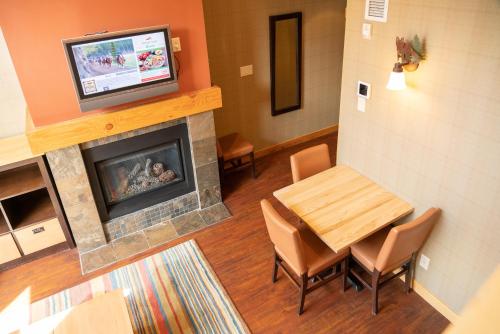 Premium King Loft Suite