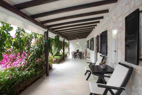  Hidden Heaven in Mykonos Stadt