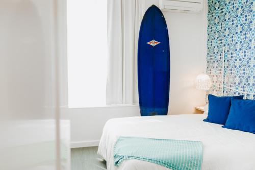 2 twin beds
